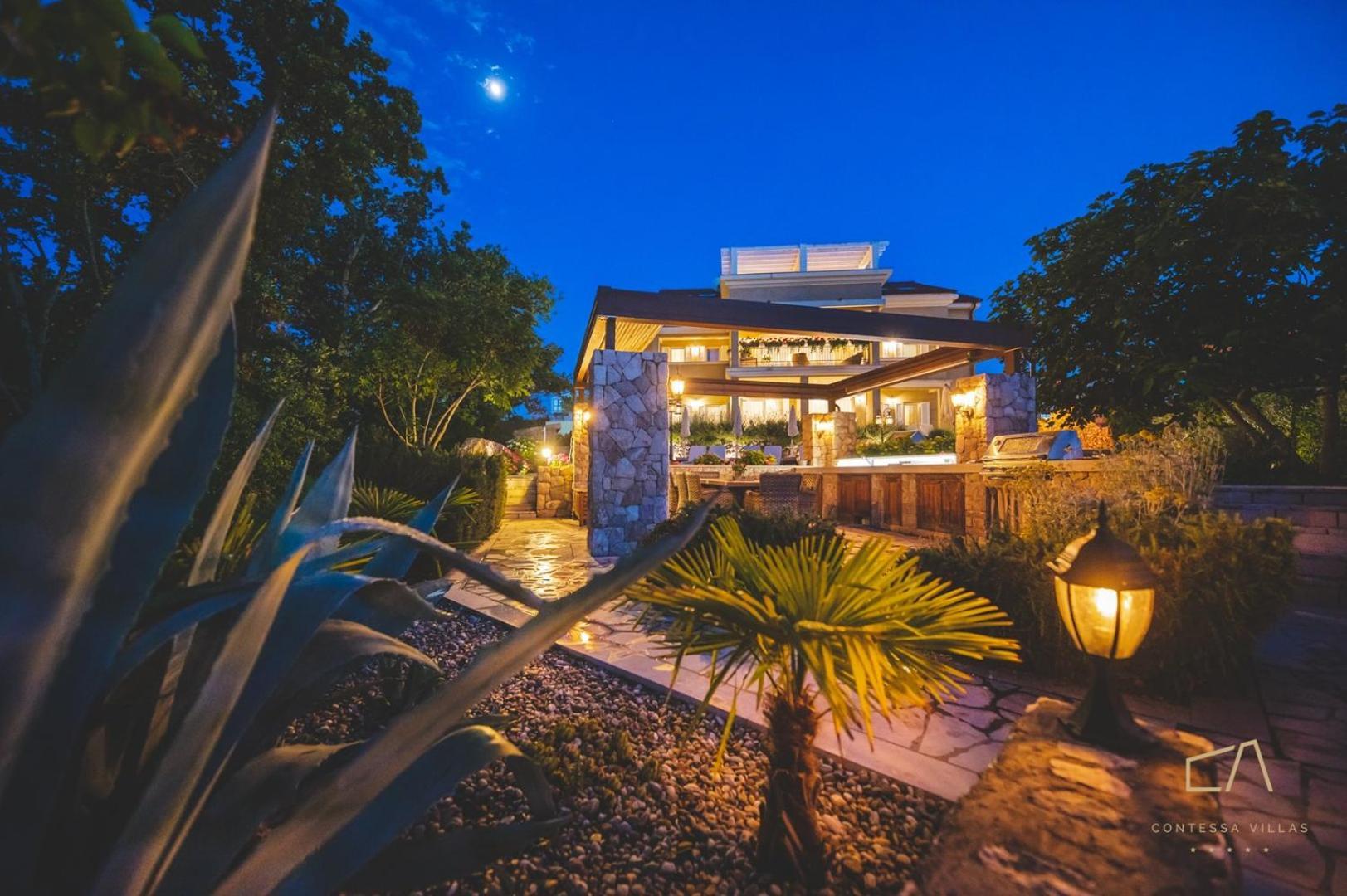 Luxury Apartments Villa Luce Малинська Номер фото