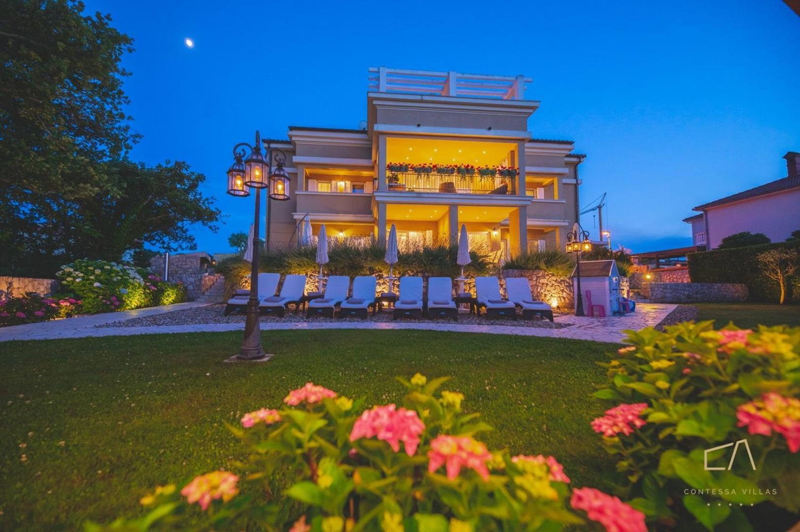 Luxury Apartments Villa Luce Малинська Номер фото